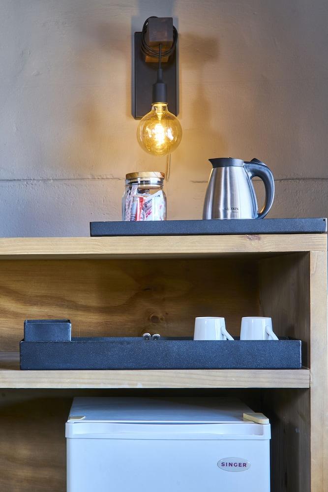 Ai Aiba - The Rockpainting Lodge