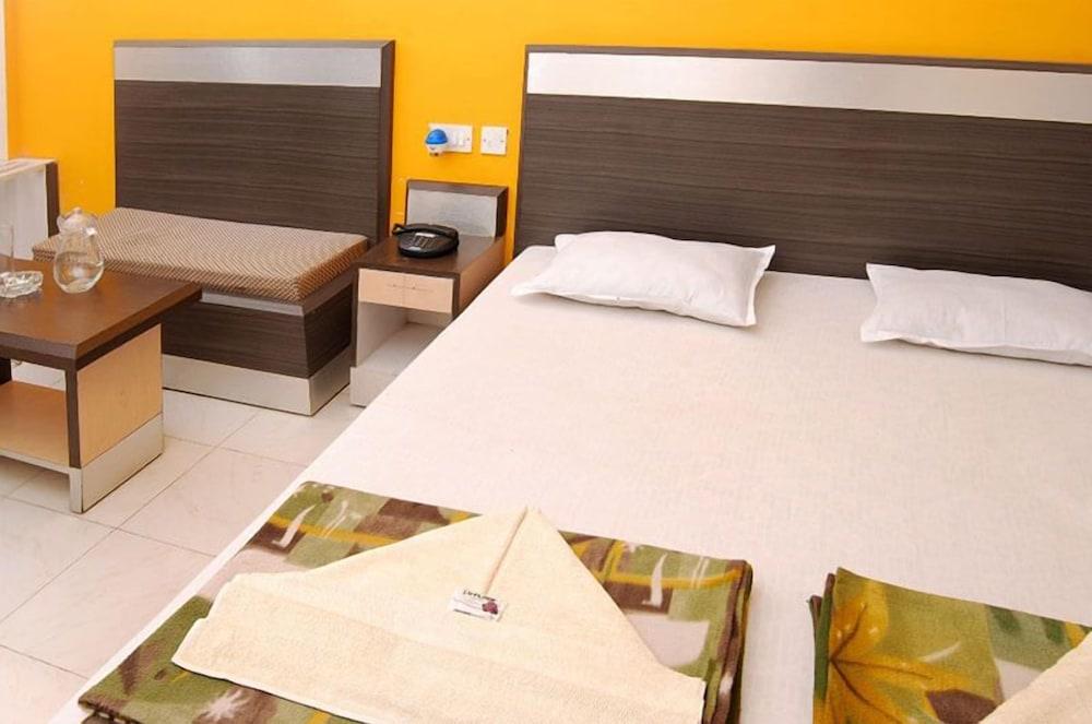 Hotel Yashoda International