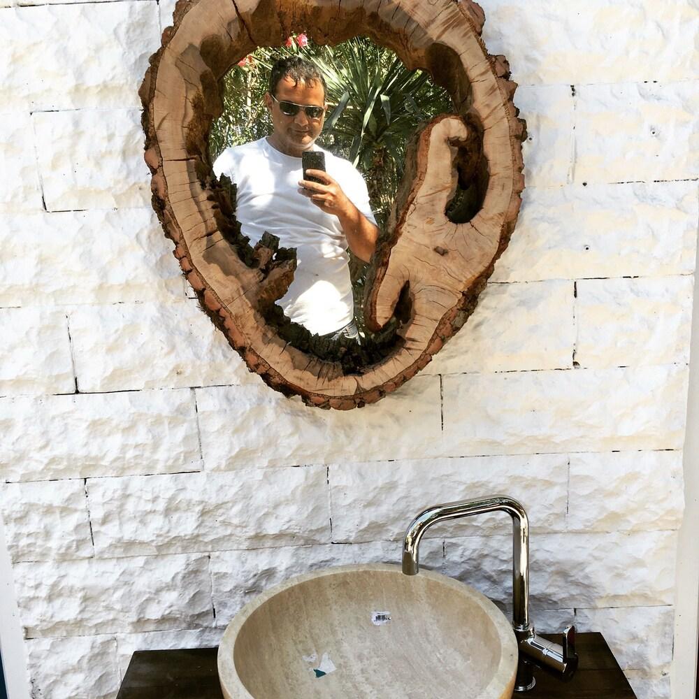 Cohiba Boutique & Beach