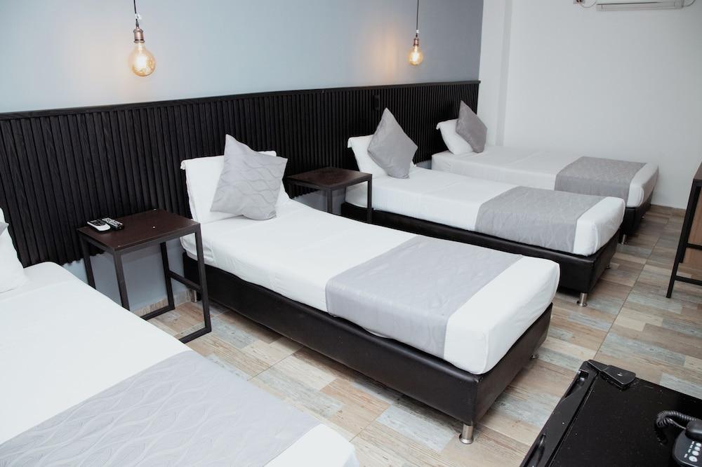 Hotel Palmas Del Estadio