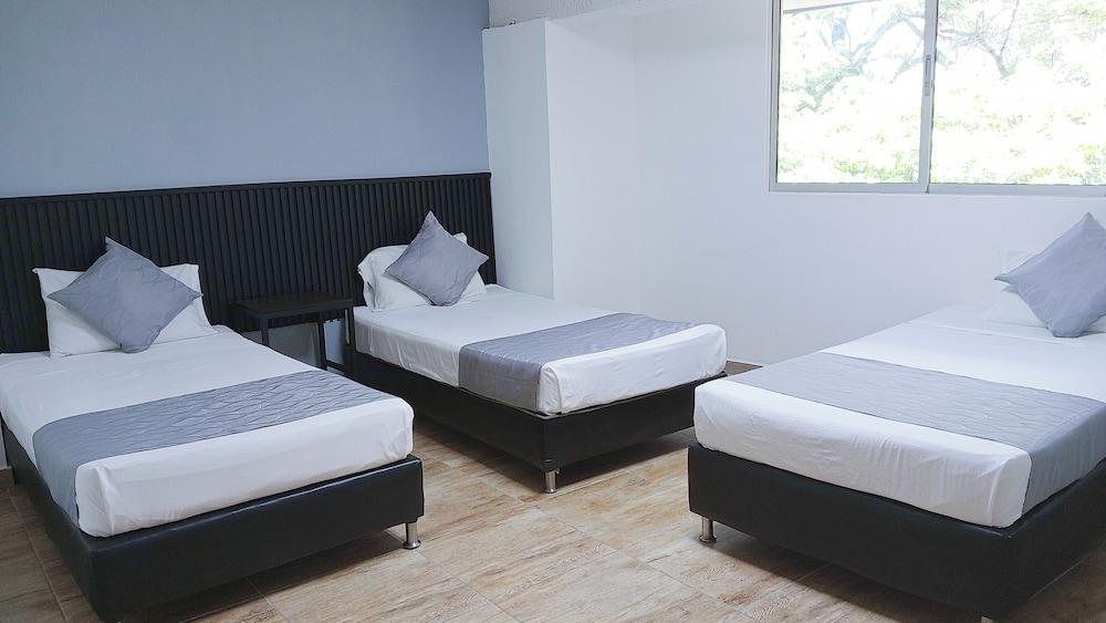 Hotel Palmas Del Estadio