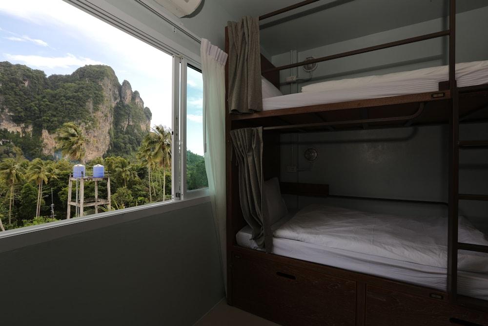 Pop-In Hostel Aonang