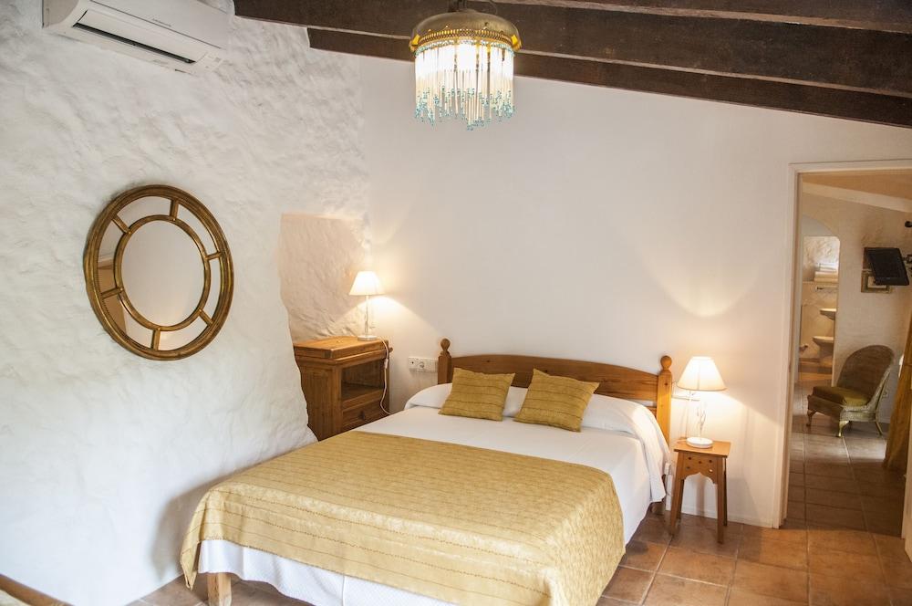 Hotel Rural Biniarroca - Adults Only