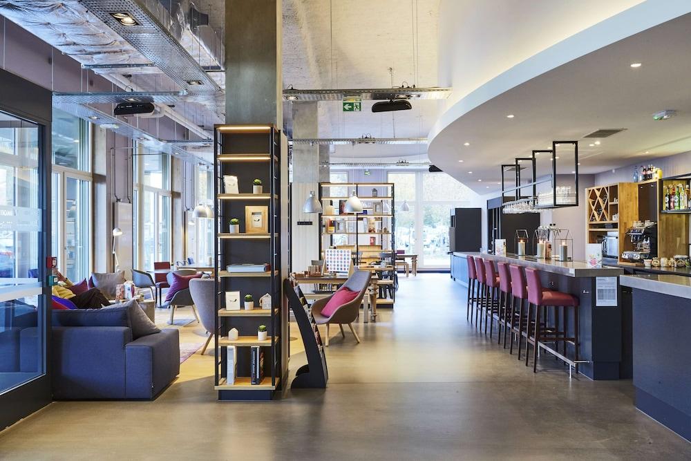 Campanile PRIME - Paris Saclay