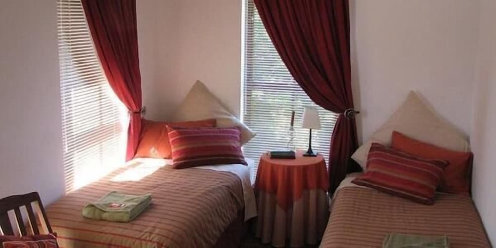 Magnolia Place Guest House