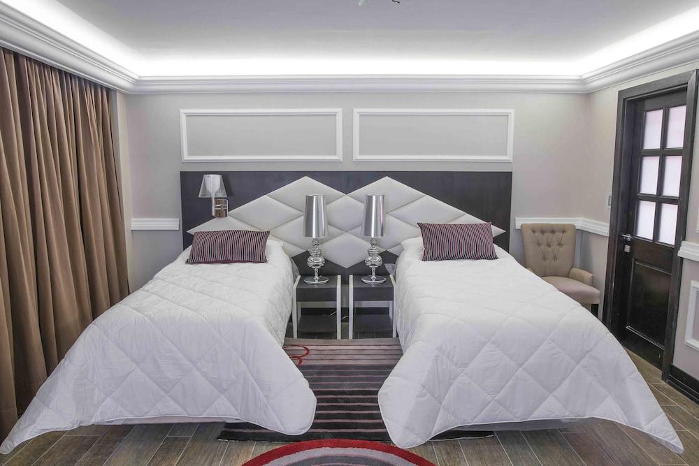 Hotel Sommelier Boutique