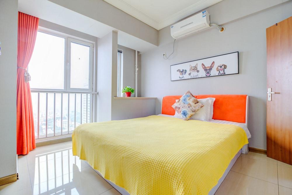 XI'AN Mark and Henry Apartment