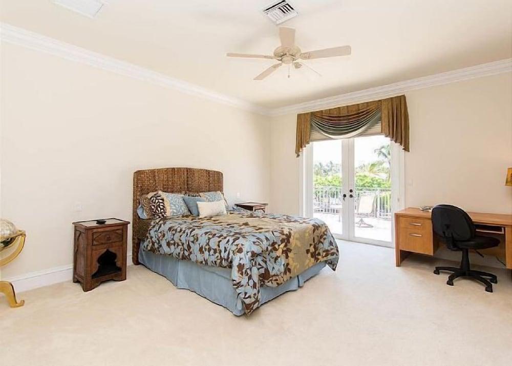 Salty Bungalow Marietta