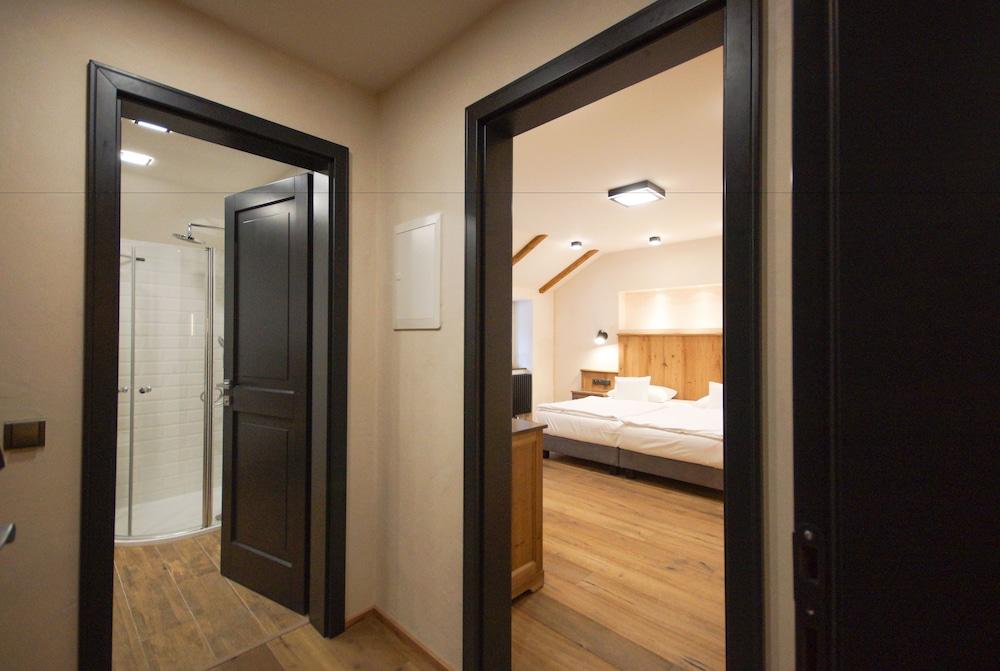 Hotel Malé Versailles