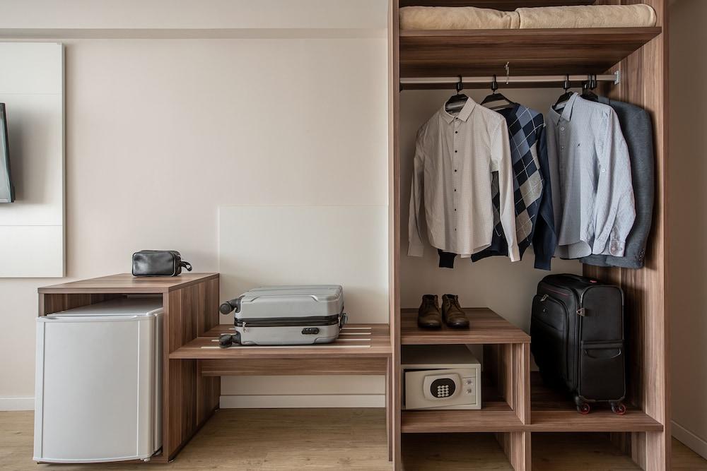 Intercity Curitiba Centro Cívico