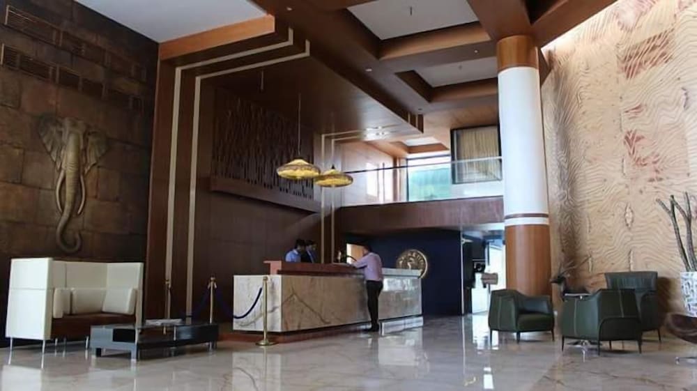 Aarya Grand Hotels & Resorts