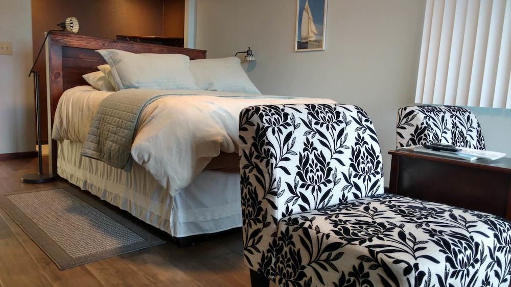 GreenHouse Inn by the Bay