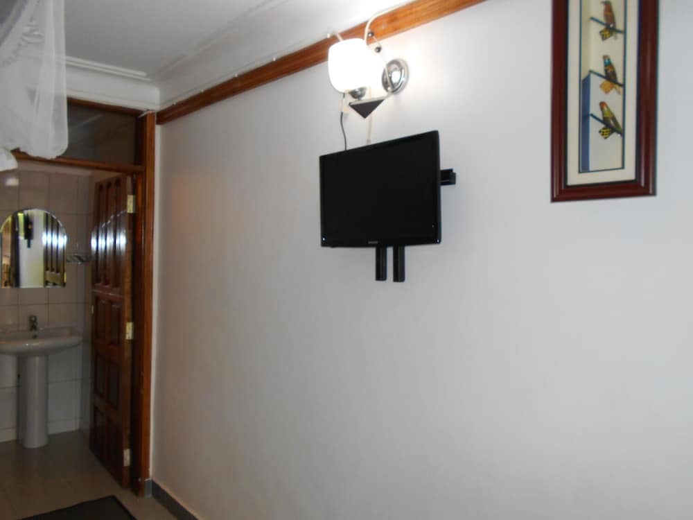 Chel and Vade Cottages