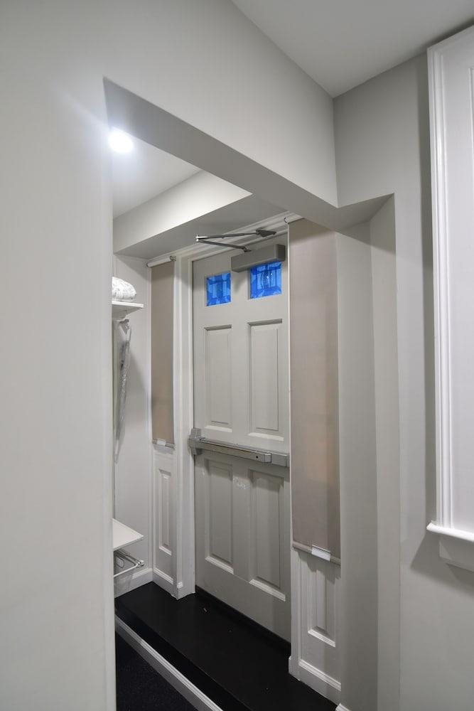 The Georgetown House