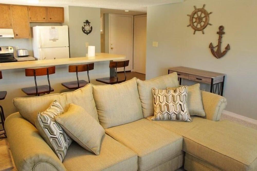 Lake Arrowhead Fiesta