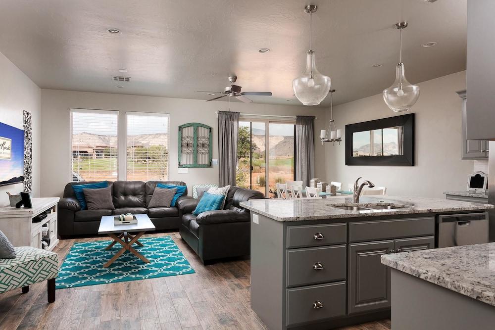 Your Escape at the Ledges