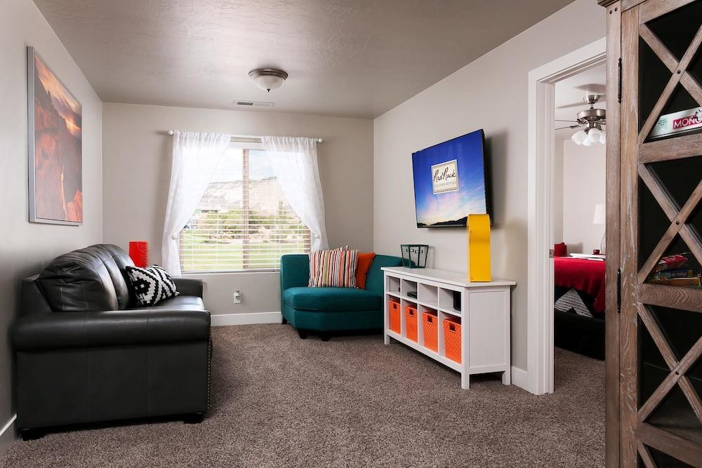 Your Escape at the Ledges