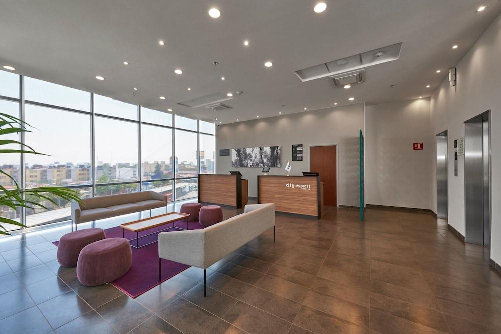City Express by Marriott Ciudad De México La Raza