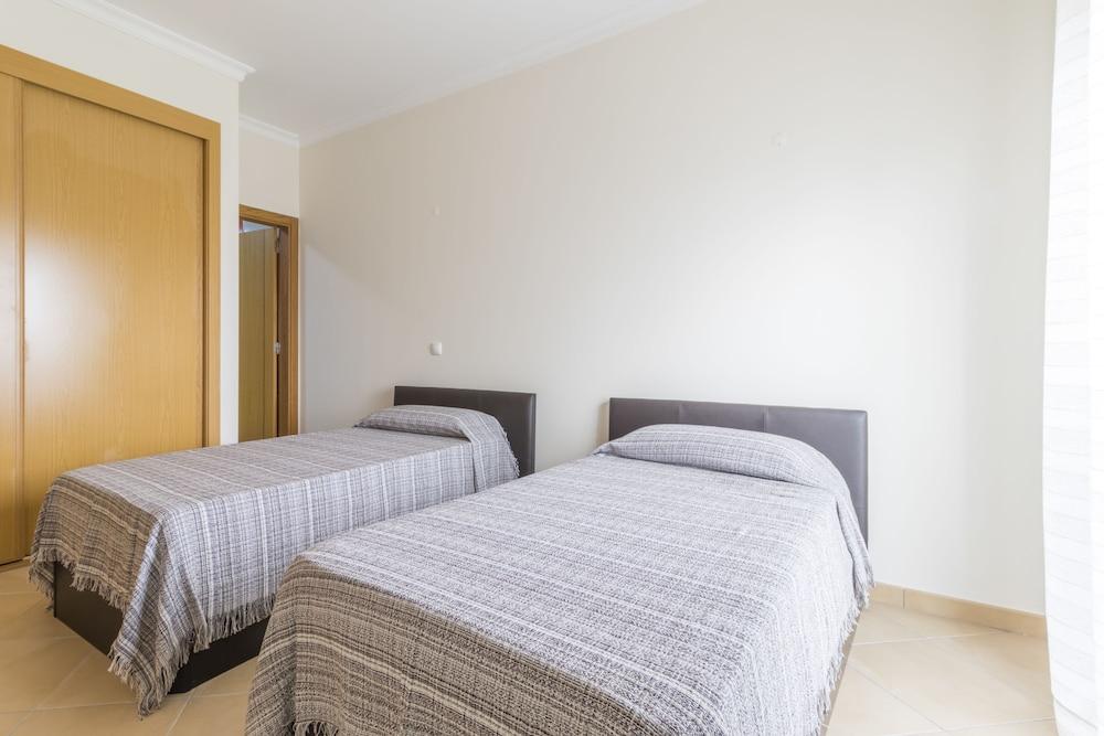 Villas2Go2 Santa Maria