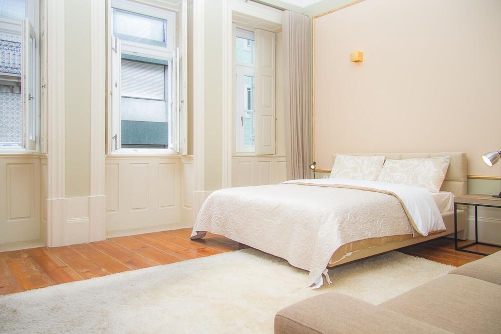 Liiiving in Porto - Art & Heart Studio