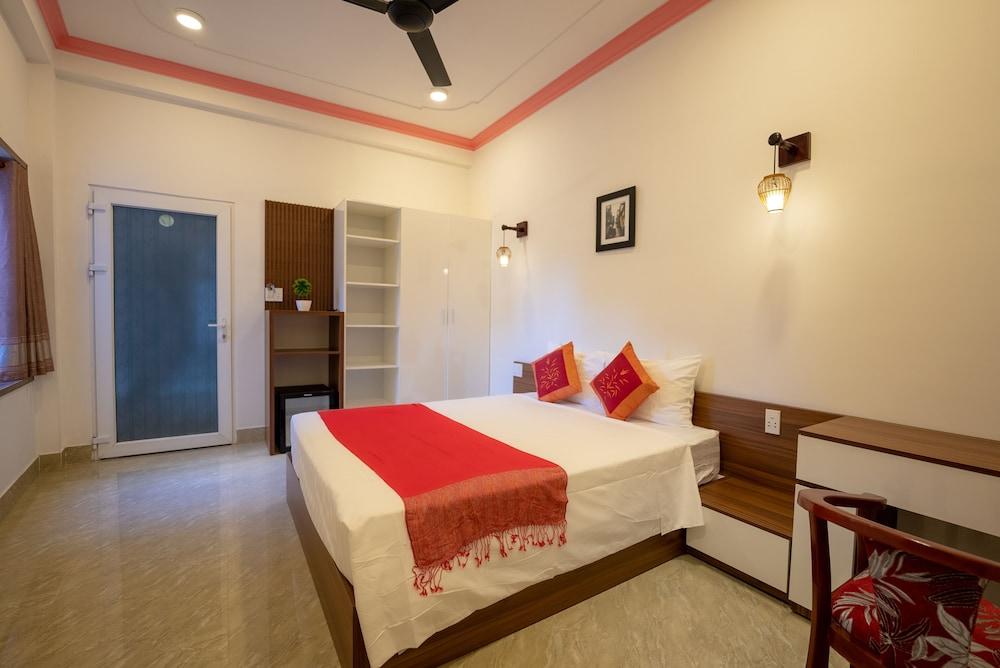 Hung Do Beach Homestay