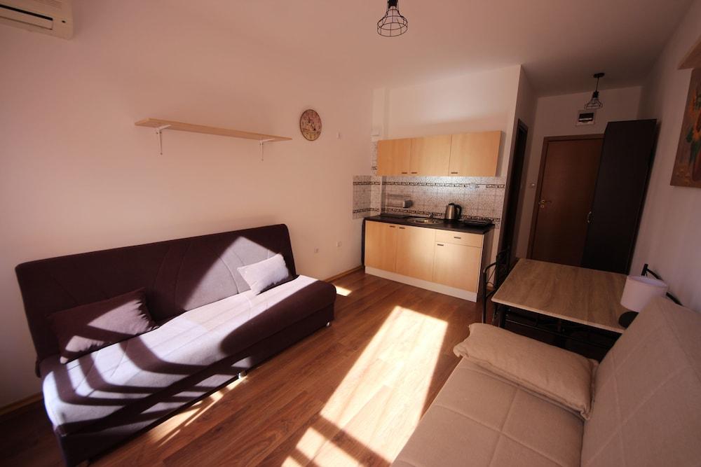 Menada Sunny Day 6 Apartments