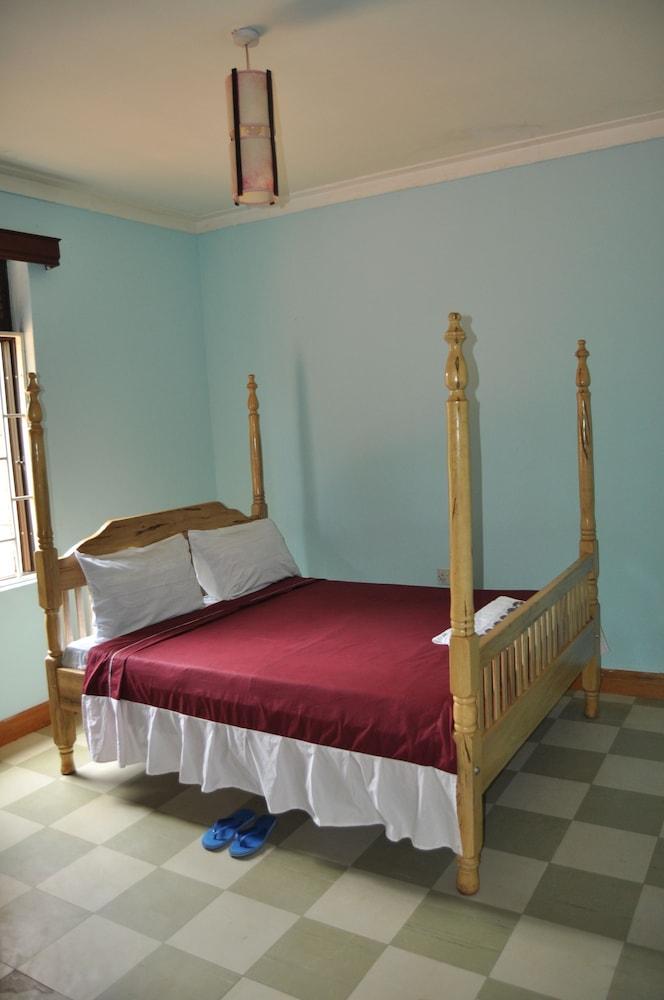 Rydges Accomodations