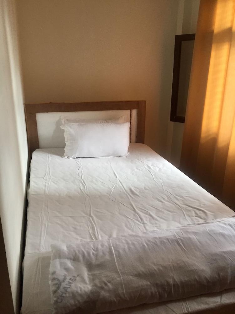 Bouddha Inn Meditation Center