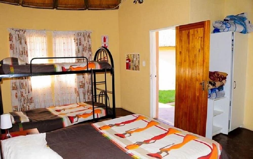 Sheris Lodge and Backpackers