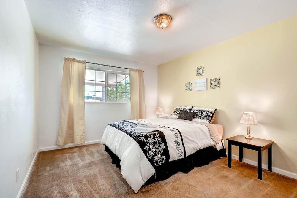 PX007 5 Bedroom Apartment By Senstay