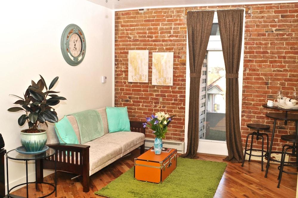 D016 1 Bedroom Apartment By Senstay