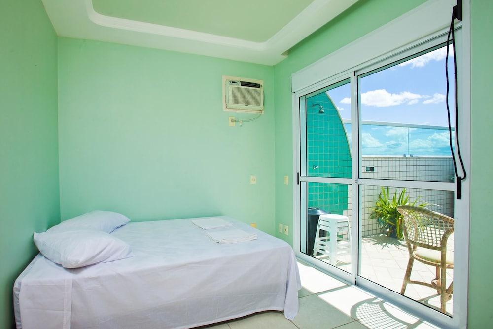 FL003 3 Bedroom Apartment By Senstay