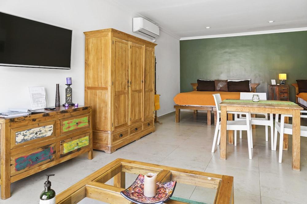 Arubas Bakval Suites