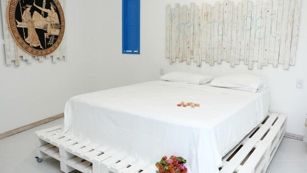 Il Mondo di Sofia - Adults Only