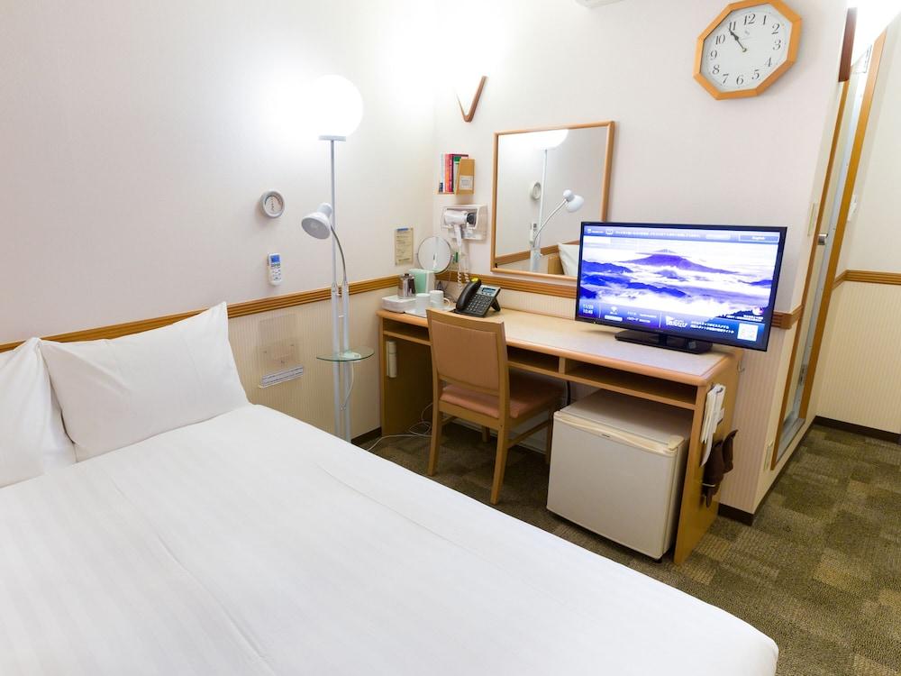 Toyoko Inn Okinawa Naha Shintoshin Omoromachi