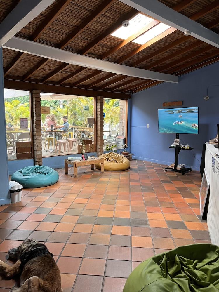 YOLO HOSTEL MEDELLIN