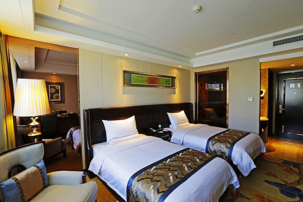 Yarrow Boutique Hotel