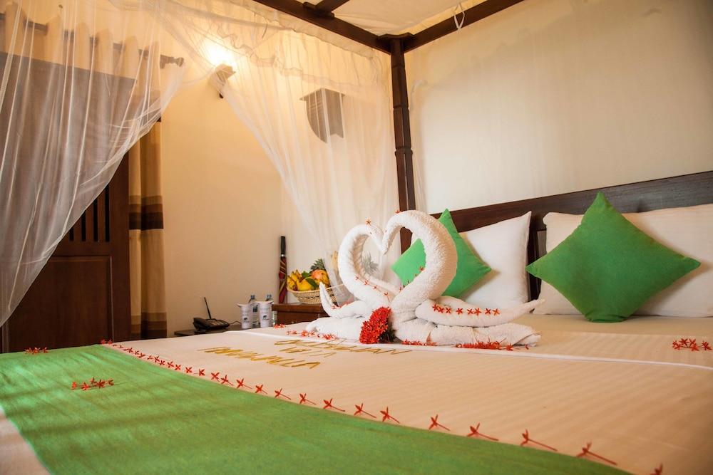 Villa Pinnawala & Restaurant