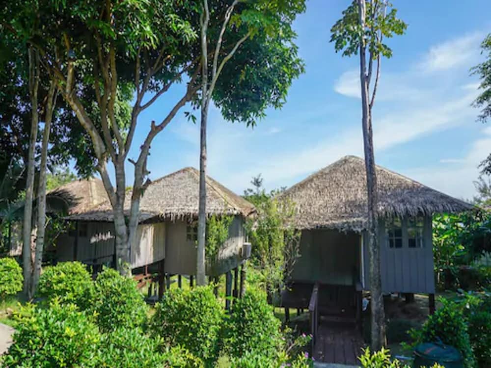 HIP Seaview Resort at Phi Phi