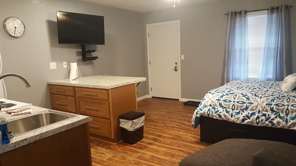 Tower Extended Stay Suites