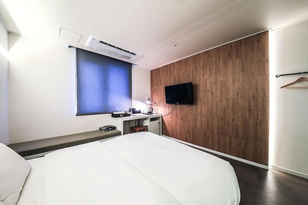 Seoul Business Hotel ORA