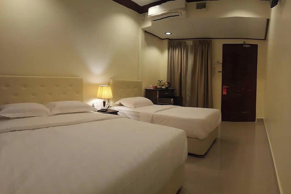 AlSafina Kijal Beach Resort & Restaurant