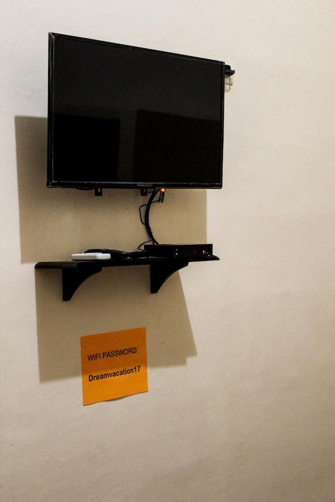 Colonial Charm Hostel