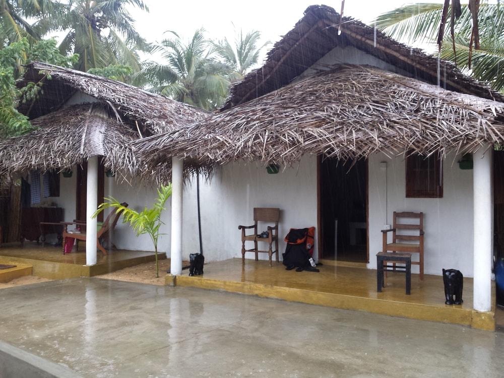 Kite Bay Resort Kalpitiya