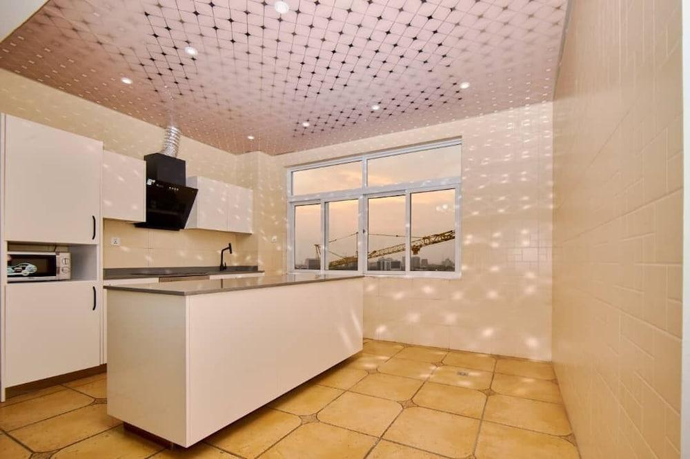 Chateau Towers Hotel Apartment