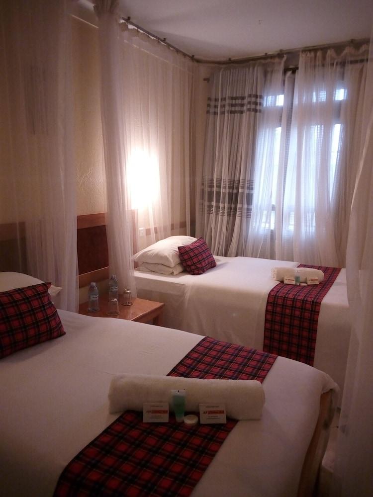 J Residence Motel Entebbe