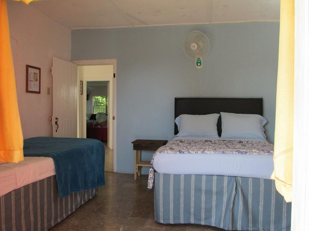 Kingsworth Bed and Breakfast