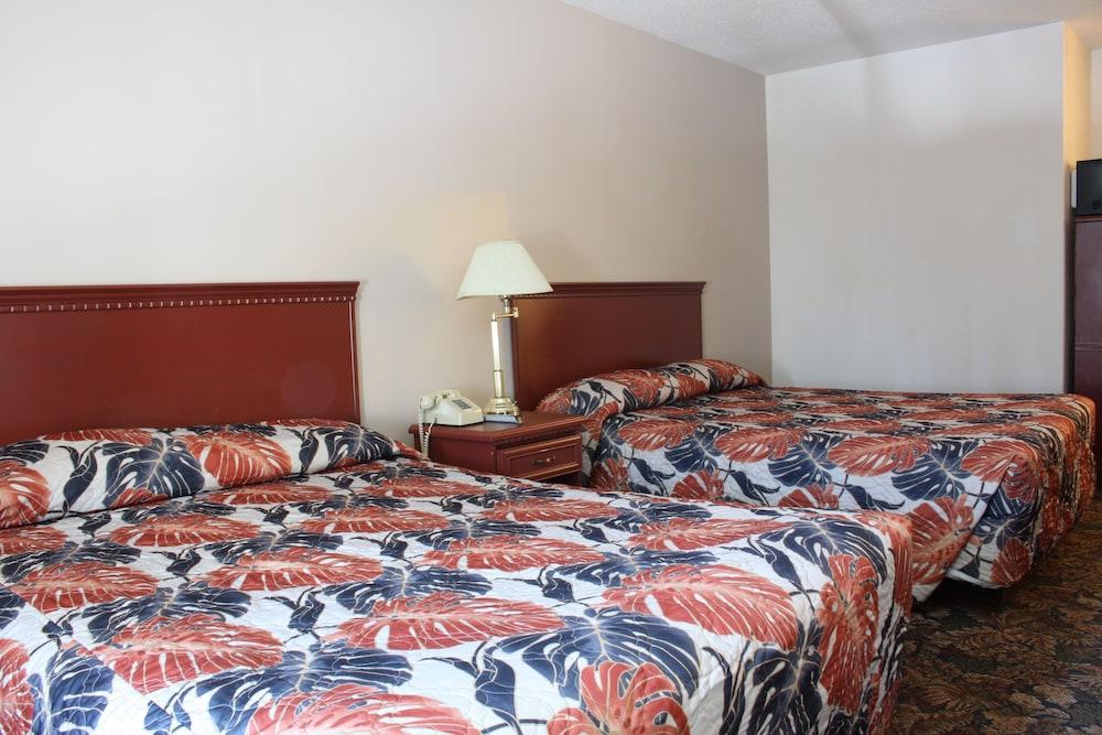 Sunset Inn and Suites