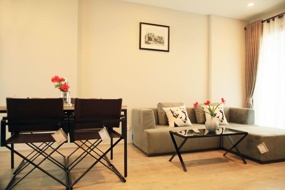 Pattaya Central Sea View Pool Suite