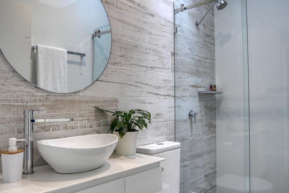 Cronulla Beach House B&B